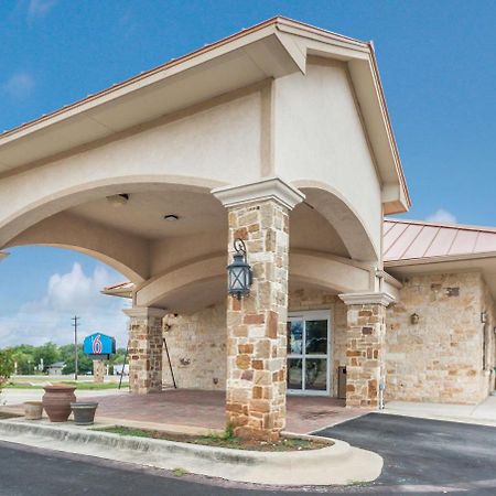 Motel 6 Floresville Εξωτερικό φωτογραφία