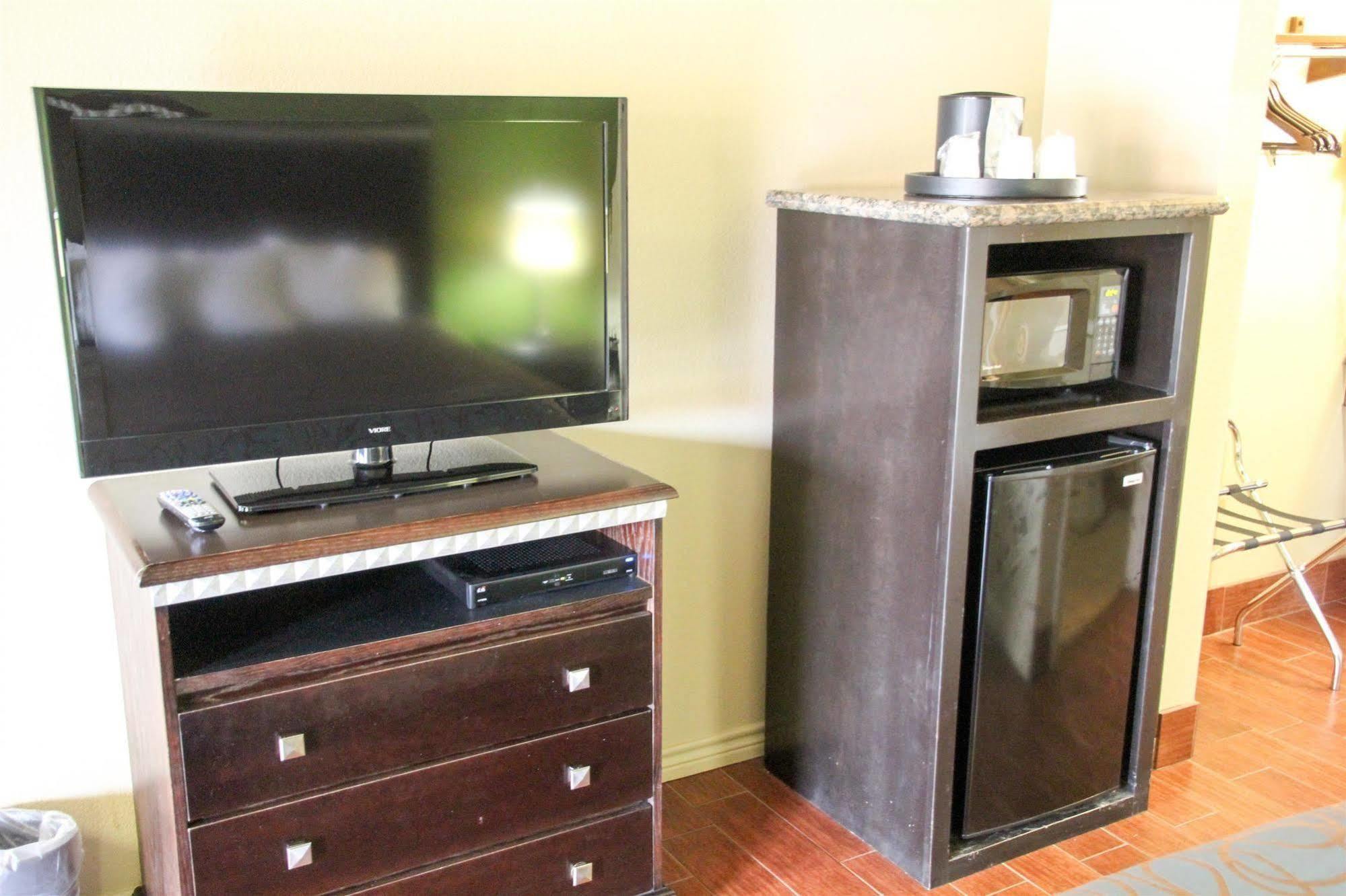 Motel 6 Floresville Εξωτερικό φωτογραφία